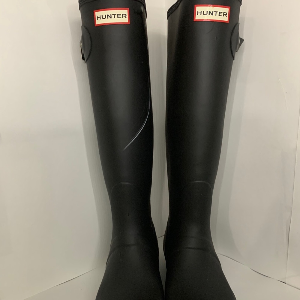 BLACK TALL HUNTER RAINBOOTS